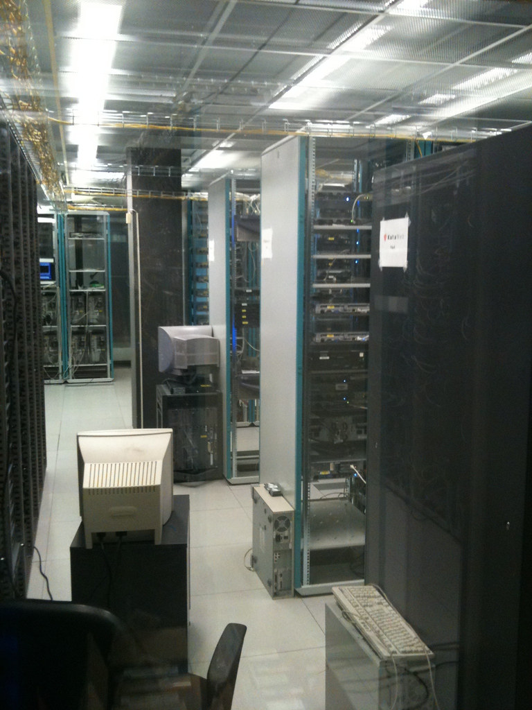APC / Schneider three-phase UPS