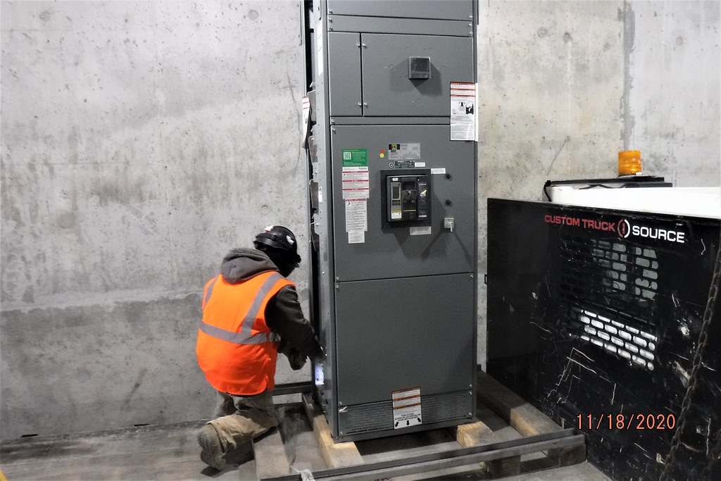 Eaton 9395XC three-phase UPS