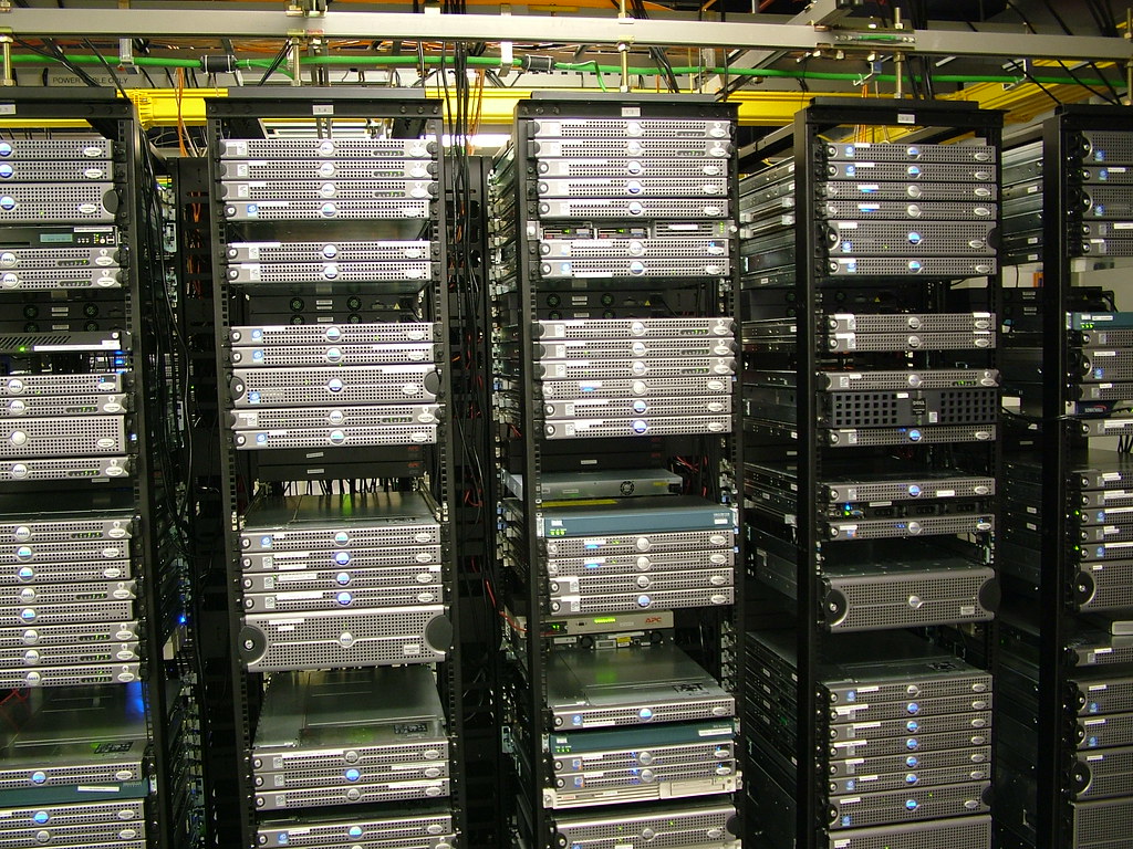Xtreme Power R90 three-phase UPS